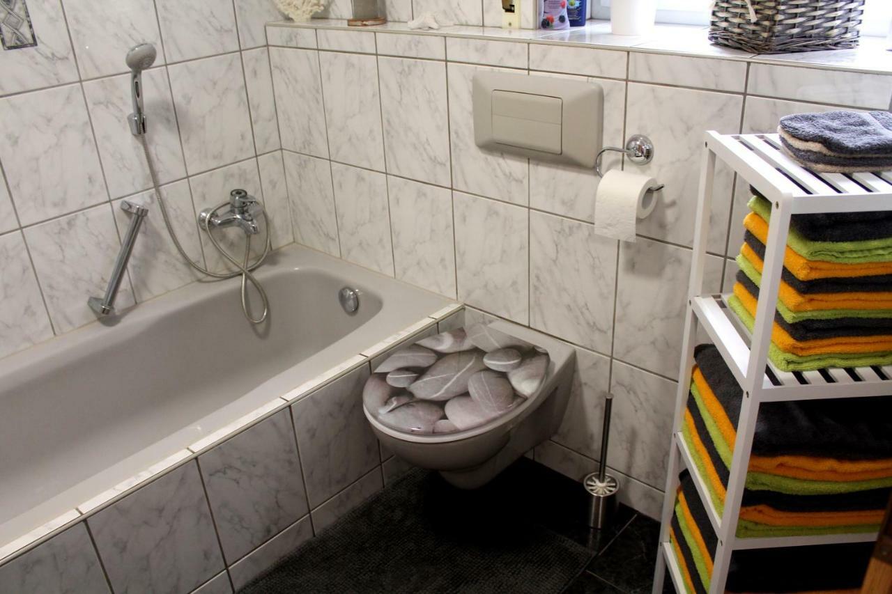 Ferienwohnung " Gecko 2 " Андернах Екстериор снимка