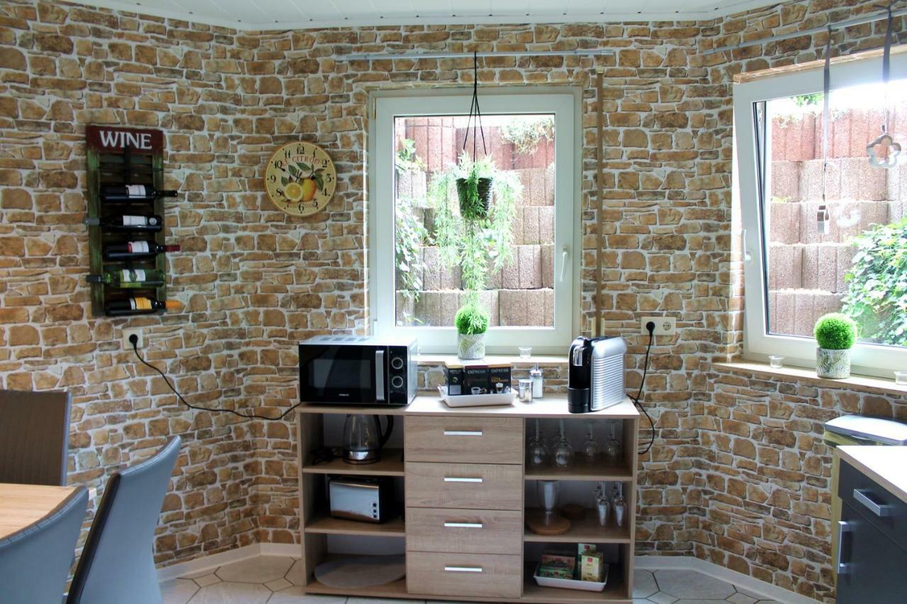 Ferienwohnung " Gecko 2 " Андернах Екстериор снимка